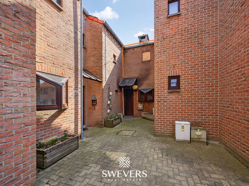 Voor meer info en foto’s, surf naar www.swevers.be  – Bent u op zoek naar een bouwgrond met potentieel op een rustige, maar centrale locatie in Hassel
