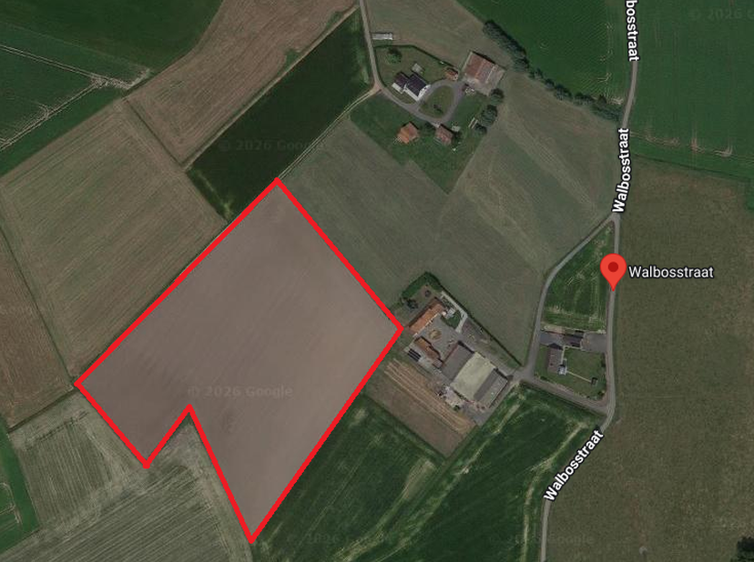 PERCELEN LANDBOUWGROND gelegen in Zandleem- en leemstreek.<br />
Vrij na het oogsten van de wassende vruchten (geschat rond medio oktober aanstaande).
