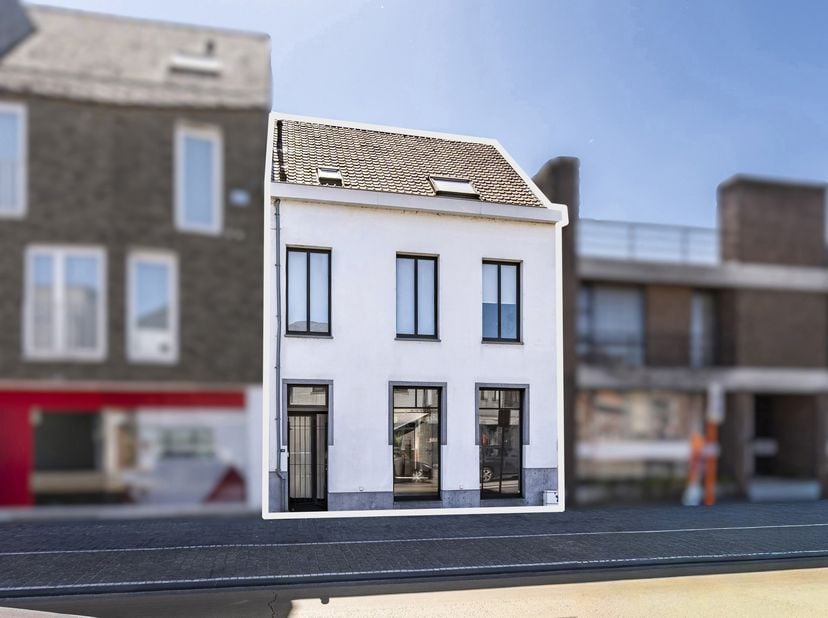 Maison à vendre à Markt 72,
                    2400 Mol