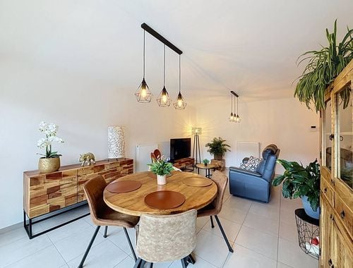                                         Appartement à louer à Ieper, € 600
