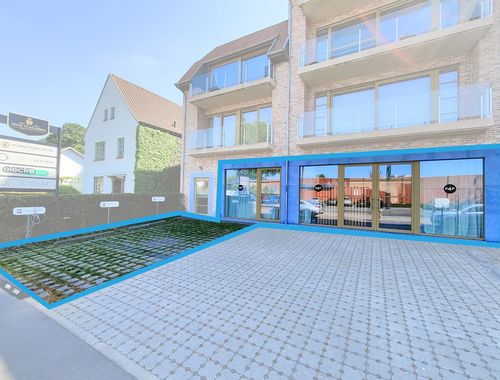                                         Bureaux à louer à Jabbeke, € 2.000
