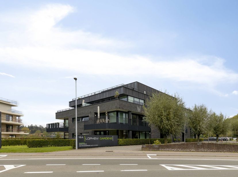 Bedrijfsvastgoed te koop in Heidelbergstraat 18A bus 003/004,
                    8210 Loppem