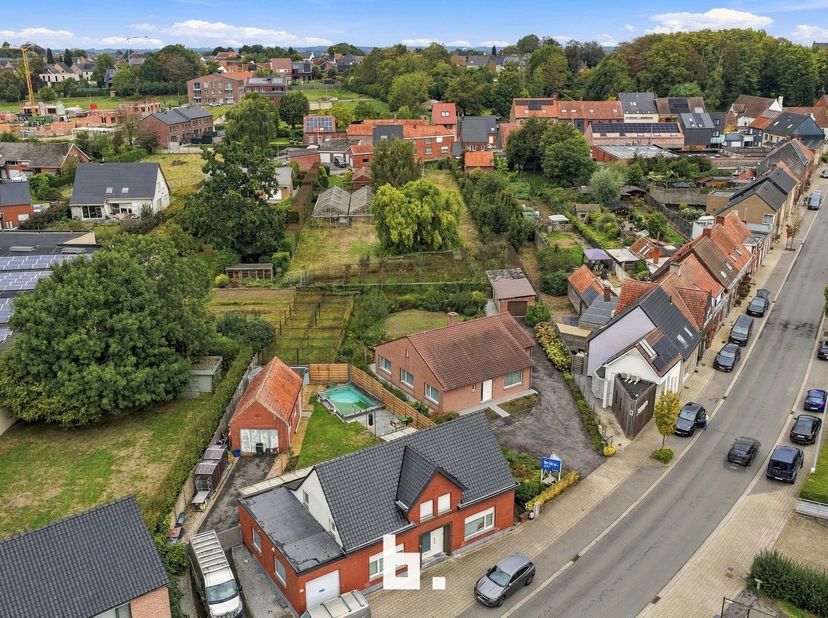 Huis te koop in Ieperstraat 76 bus c,
                    8830 Hooglede