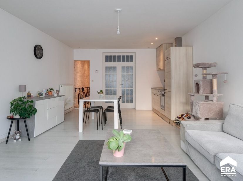 [[ CE BIEN PARTICIPE À LA JOURNÉE MAISONS OUVERTES ERA LE 13/6 DE 14:30 À 15:30 ]] À vendre : appartement soigné au cur de Diepenbeek, à quelques pas