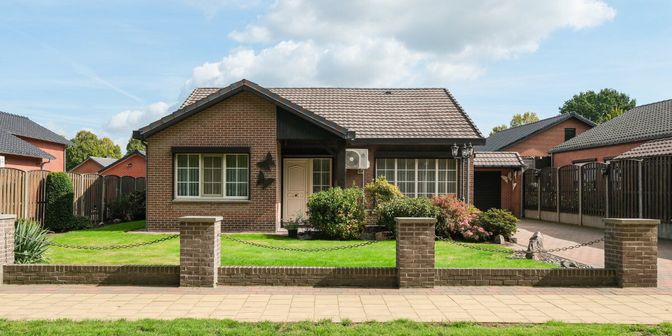 Huis te koop in Jeneverbeslaan 25, 3900 Overpelt