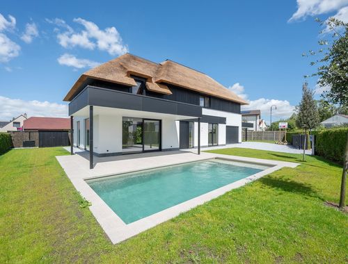                                         Woning te koop in Westkapelle, € 2.195.000
