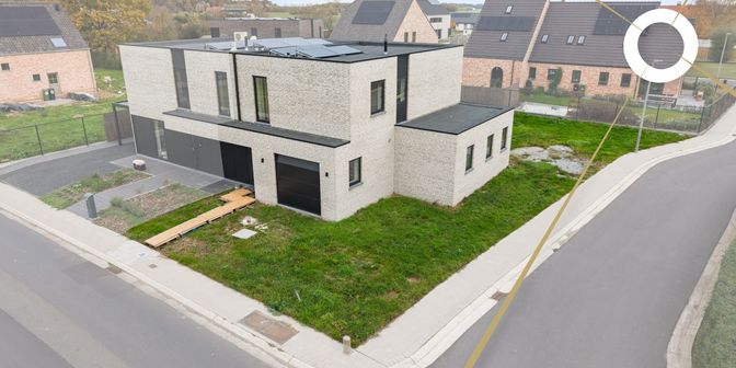 Huis te koop in Kleine Branderstraat 2 bus B, 8908 Vlamertinge