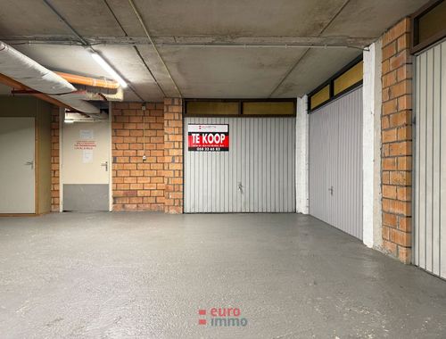                                         Garage à vendre à Nieuwpoort, € 49.500
