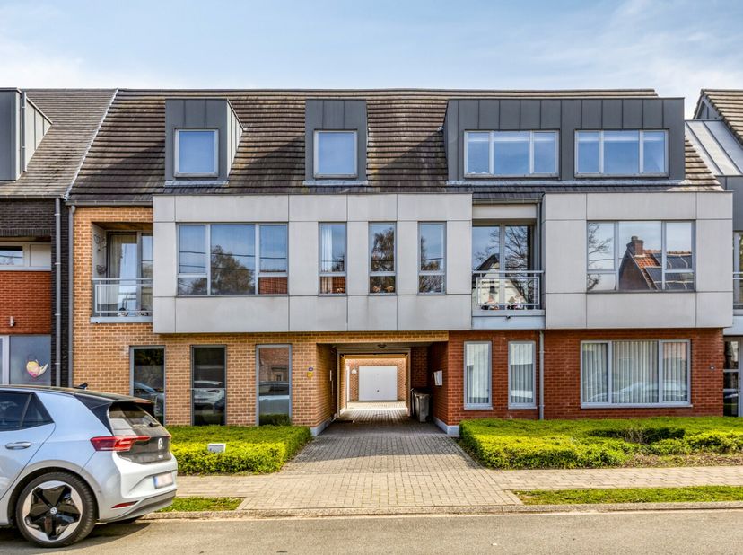 Appartement à vendre
                    à 2400 Mol