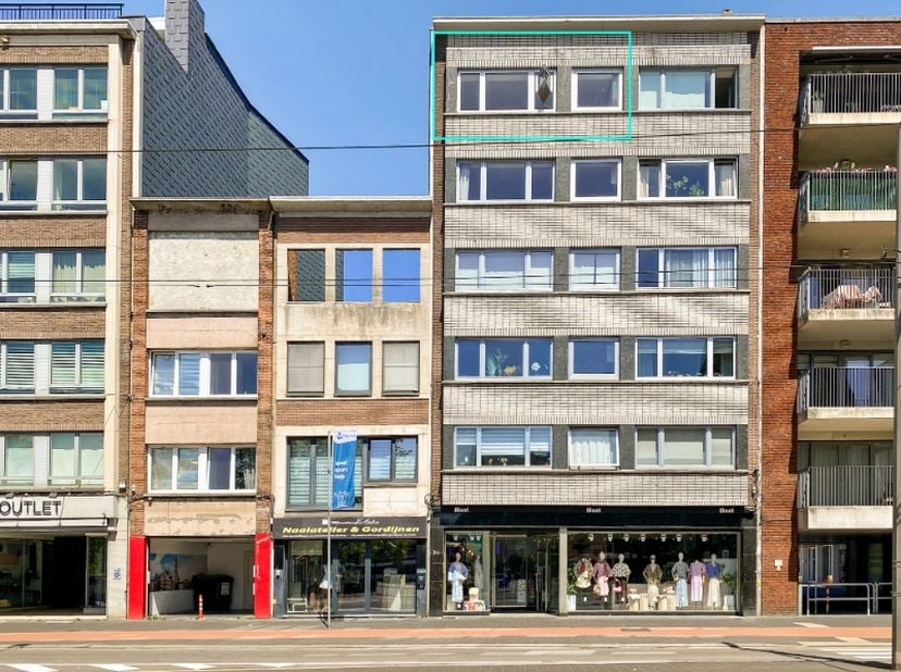 Bent U op zoek naar een pareltje in het hart van het centrum van Mortsel dan moet U zeker dit appartement even nader bekijken.&amp;nbsp;<br />
Het betreft