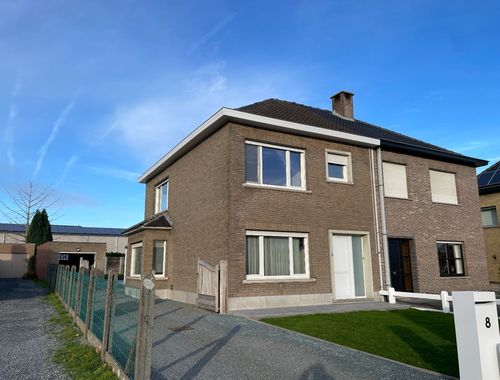                                         Maison à louer à Melle, € 1.275
