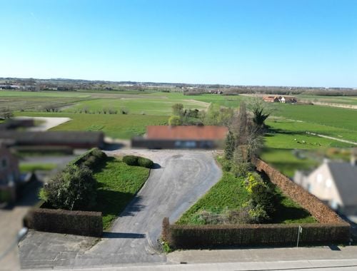                                         Bouwgrond te koop in Moorslede, € 180.000
