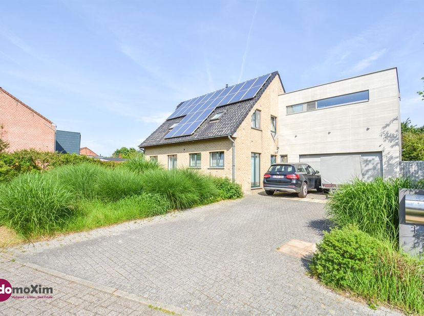 Villa moderne avec 4 chambres à Boortmeerbeek<br />
Bienvenue dans cette villa élégante et prête à l'emploi où l'espace, le confort et la convivialité