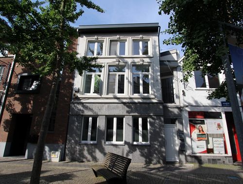                                         Duplex à louer à Tongeren, € 850
