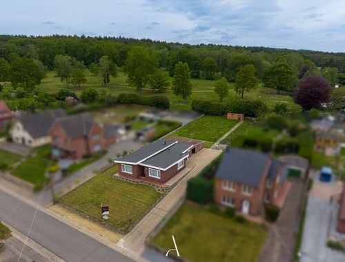                                         Woning te koop in Neeroeteren, € 295.000
