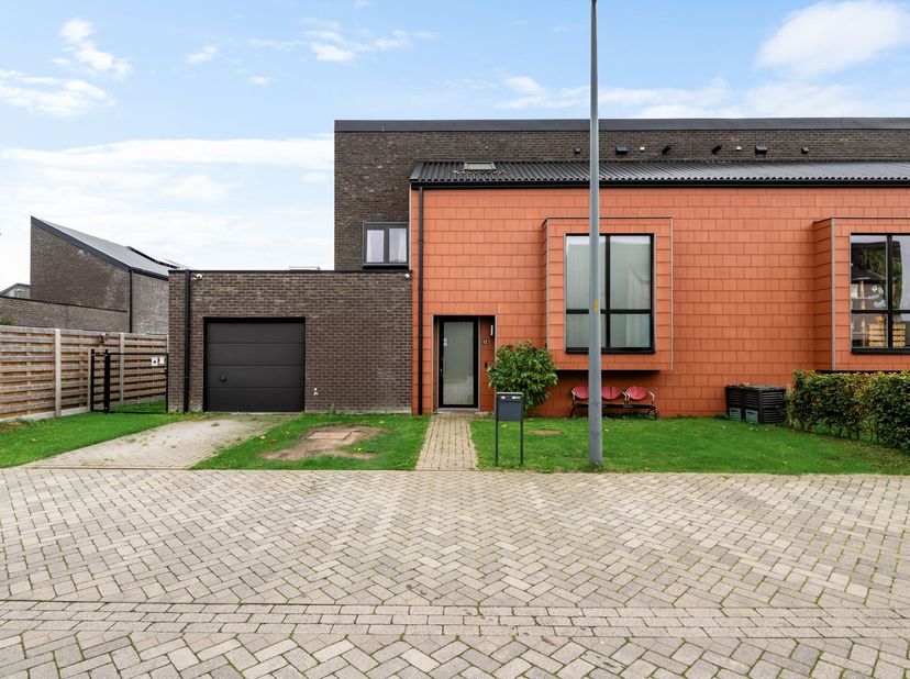 Huis te koop in Willem Elsschotlaan 12,
                    2960 Brecht