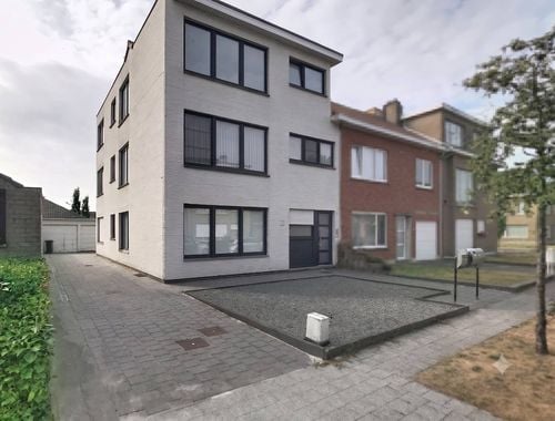                                         Appartement à louer à Beveren-Waas, € 900
