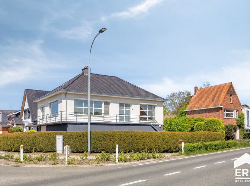 [[ CE BIEN PARTICIPE À LA JOURNÉE MAISONS OUVERTES ERA LE 13/6 DE 16:00 À 17:00 ]]<br />
Ce bien participe à la Journée Maisons Ouvertes ERA. Visitabl