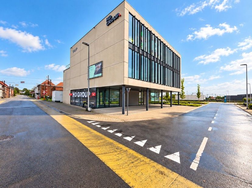 Bedrijfsvastgoed te huur in Stationsstraat 90,
                    8860 Lendelede