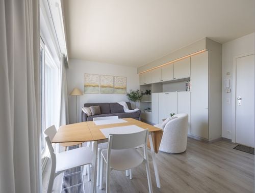                                         Studio à louer à Middelkerke, € 630
