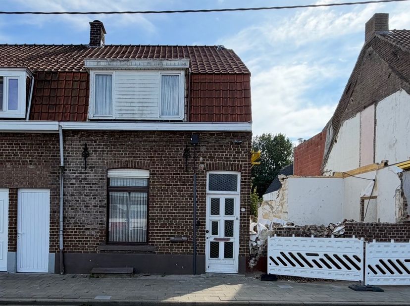 Huis te koop in Spoorweglaan 27,
                    9880 Aalter