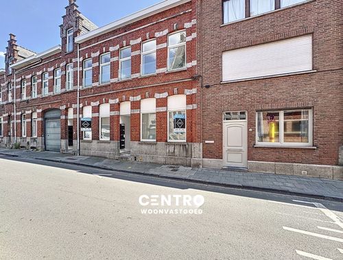                                         Appartementsgebouw te koop in Roeselare, € 865.000
