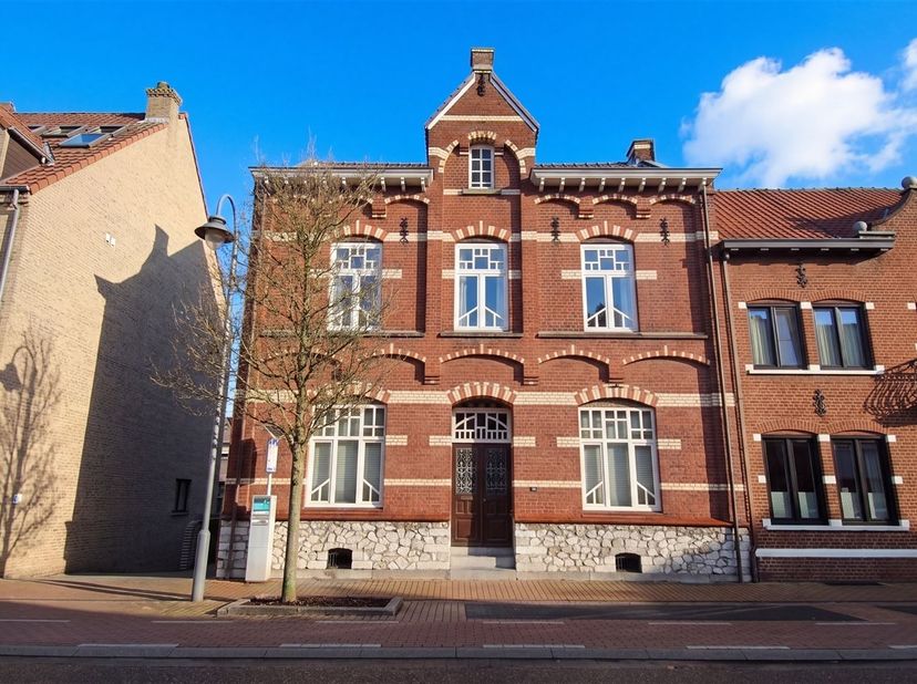 Huis te huur in Koning Albertlaan 44,
                    3680 Maaseik