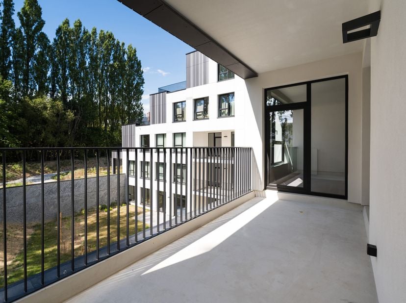 WOLUWE-SAINT-LAMBERT - Situé dans un environnement paisible et verdoyant tout en étant proche des grands axes (E40, R0) et de nombreuses facilités (Wo