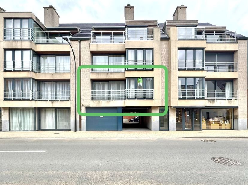 Appartement à louer
                    à 8780 Oostrozebeke