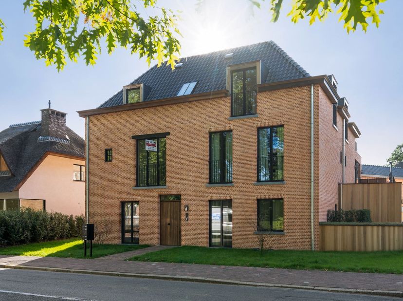 Projet à vendre à Vierselbaan 1 ,
                    2240 Zandhoven