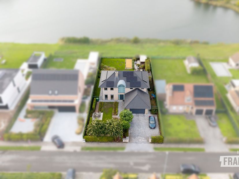 Maison à vendre à Vagevuurstraat 21,
                    8377 Zuienkerke