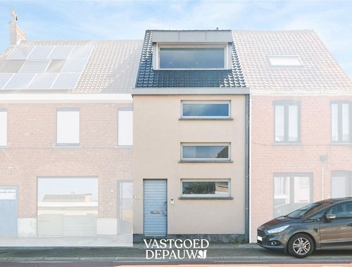                                         Eengezinswoning te koop in Oostkamp, € 379.000
