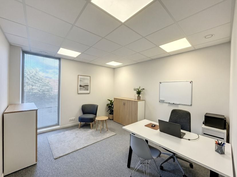 Bedrijfsvastgoed te huur in Ter Wal 1 - B,
                    9930 Zomergem
