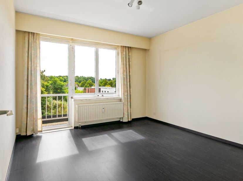 Instapklaar appartement (90 m²) met 2 slaapkamers, 2 terrassen en ondergrondse staanplaats met berging (verplicht bij aan te kopen voor €19.000) op ee
