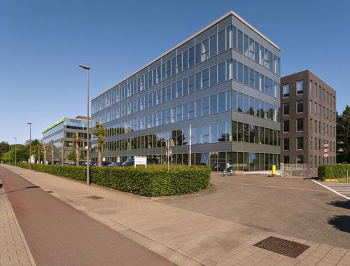                                         Kantoor te huur in Berchem, € 13.950
