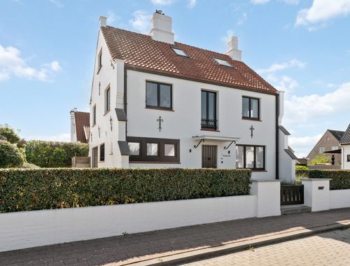                                         Villa à vendre à Heist-aan-Zee, € 1.999.000
