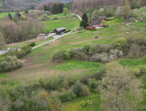                                         Terrain à bâtir à vendre à Hampteau, € 120.000
