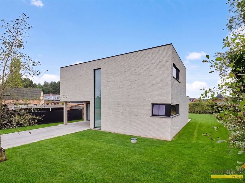 Ici, on rentre chez soi avec plaisir. Jour après jour.<br />
<br />
Cette maison écologique moderne construite en 2023 vous attend à Tessenderlo-Ham<b