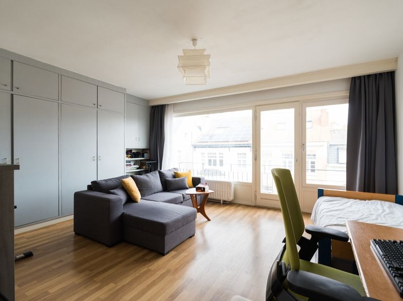 Appartement te koop in Rue Baron de Castro 25,
                    1040 Etterbeek