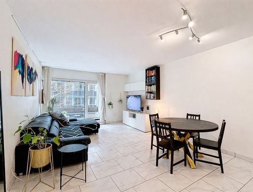                                        Appartement te huur in Brussel, € 1.050
