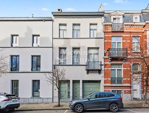                                         Woning te koop in Elsene, € 1.090.000
