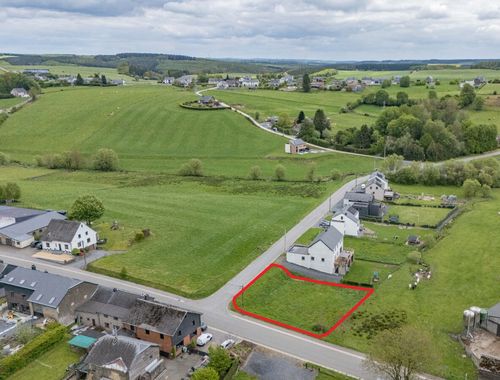                                         Terrain à bâtir à vendre à Nives, € 74.000
