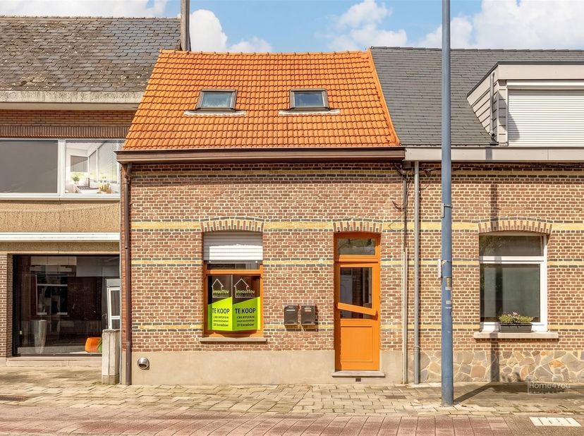 Huis te koop in Pierstraat 64,
                    2550 Kontich