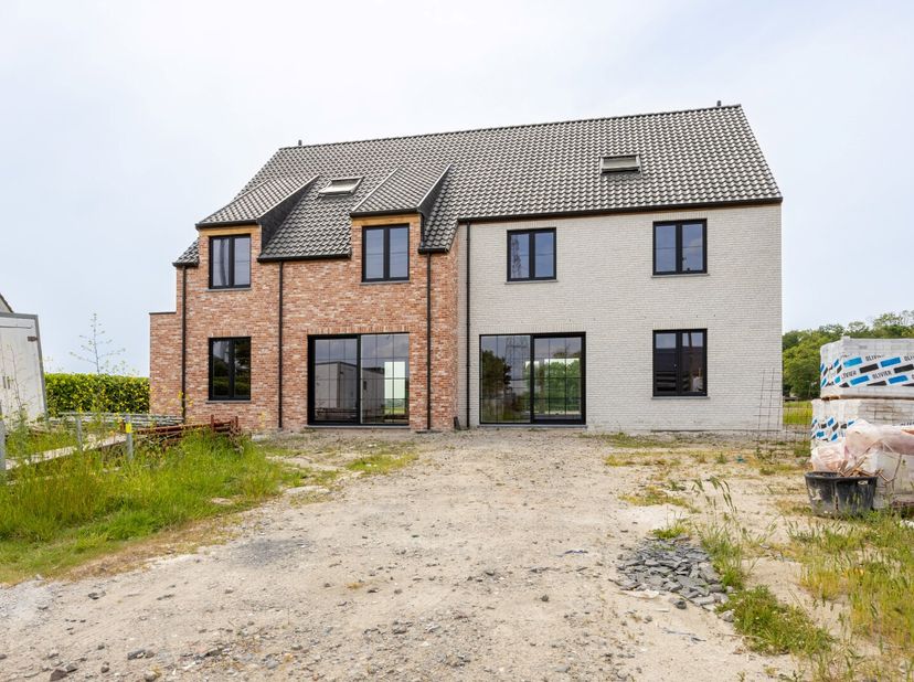 Maison à vendre
                    à 8760 Meulebeke