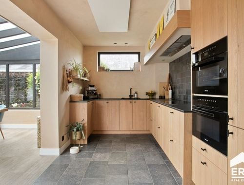                                         Maison unifamiliale à vendre à Sijsele, € 559.000
