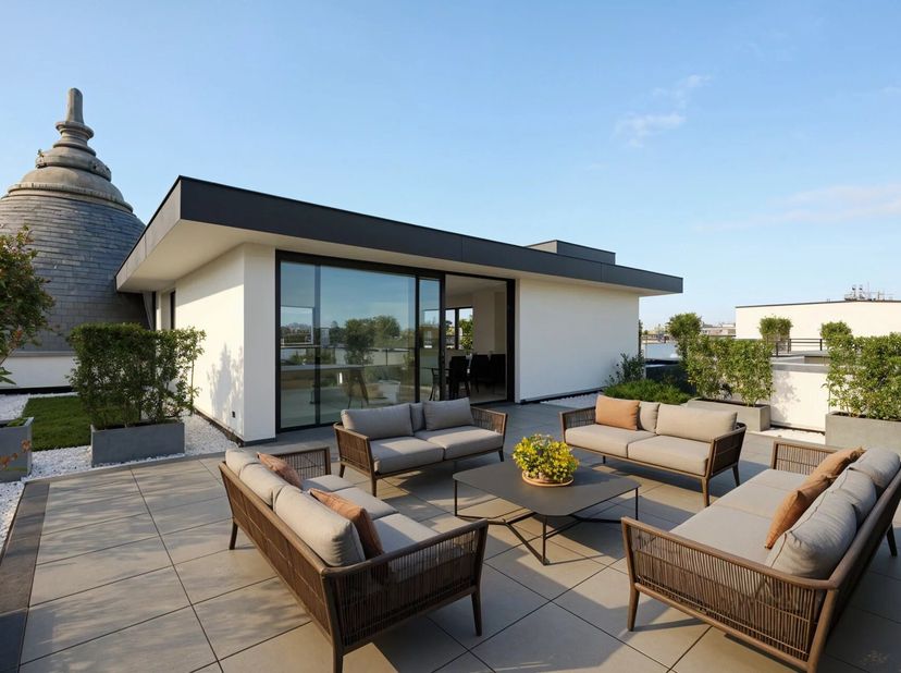 Goed gepresenteerd door Yanis Morsa: 0487 71 46 10 / yanis.morsa@victoire.be<br />
Victoire Junot stelt u dit uitzonderlijke duplex-penthouse van ±515