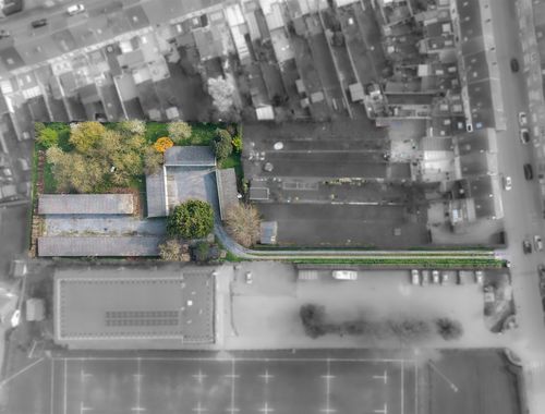                                         Kelder te koop in Tournai, € 700.000
