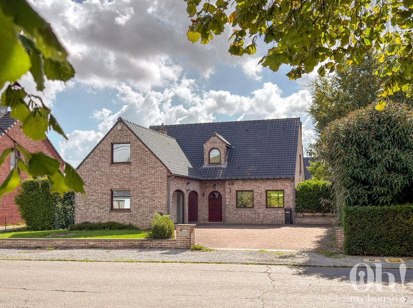 Maison à vendre à RUE BONNE ESPÉRANCE 24,
                    5640 Mettet