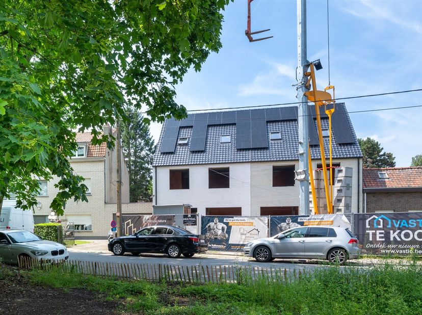 Huis te koop in Spoorwegstraat 20,
                    9032 Wondelgem