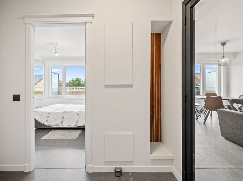 Dit prachtige, instapklare appartement is gelegen in het centrum van Tienen en biedt alle comfort voor een aangenaam verblijf. Het appartement beschik